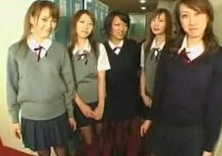Châu Á Schoolgirl Pussy Buffet