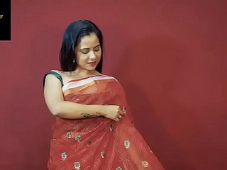 Indian Hot Skirt op Sharee toont naakt