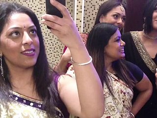 UK Indian Desi Escapade Während der Ehemann bei Hochzeit contest