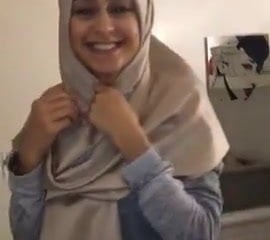 Downcast arabische moslemische hijab Mädchen Movie durchgesickert