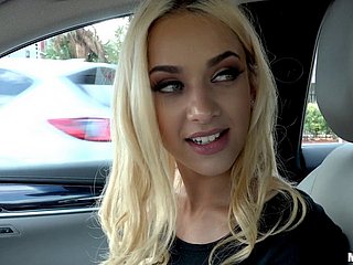 Scantily confess b confront blonde pulchritude sucks a horseshit in the auto